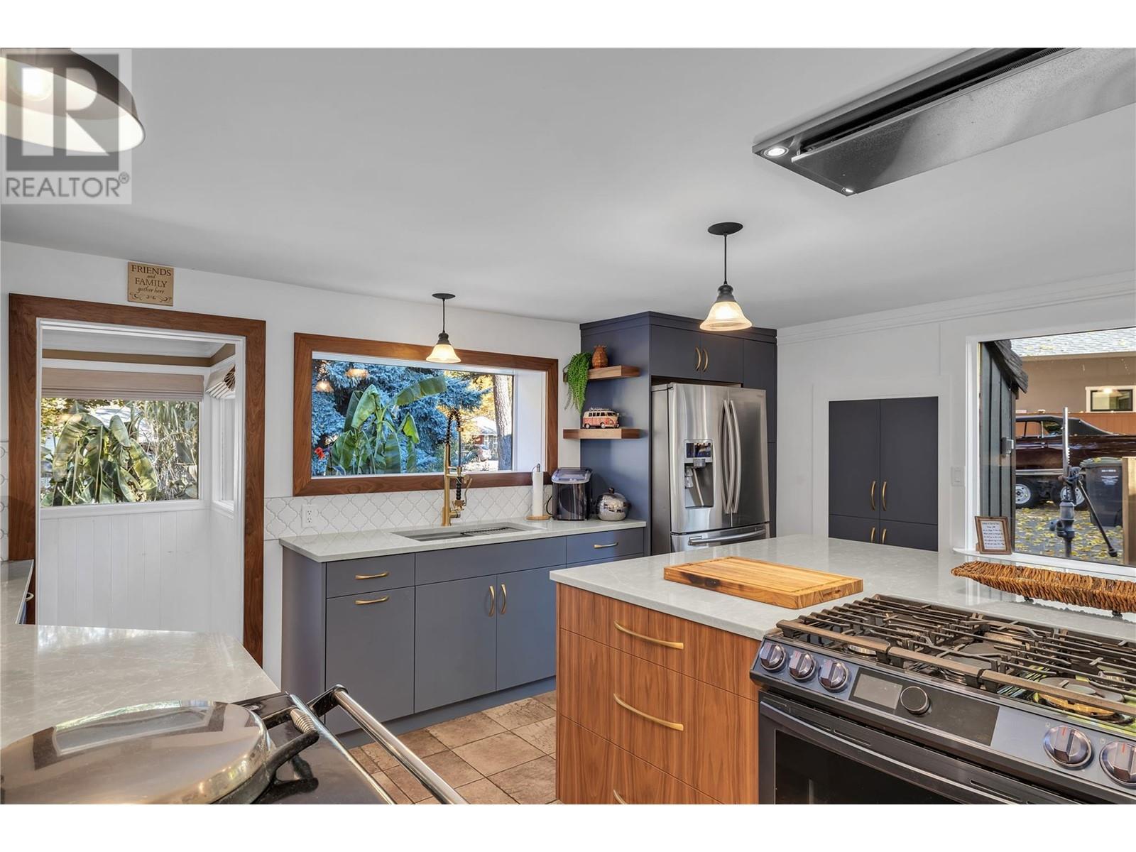 863 Coronado Crescent, Kelowna, British Columbia  V1W 2K3 - Photo 14 - 10347965