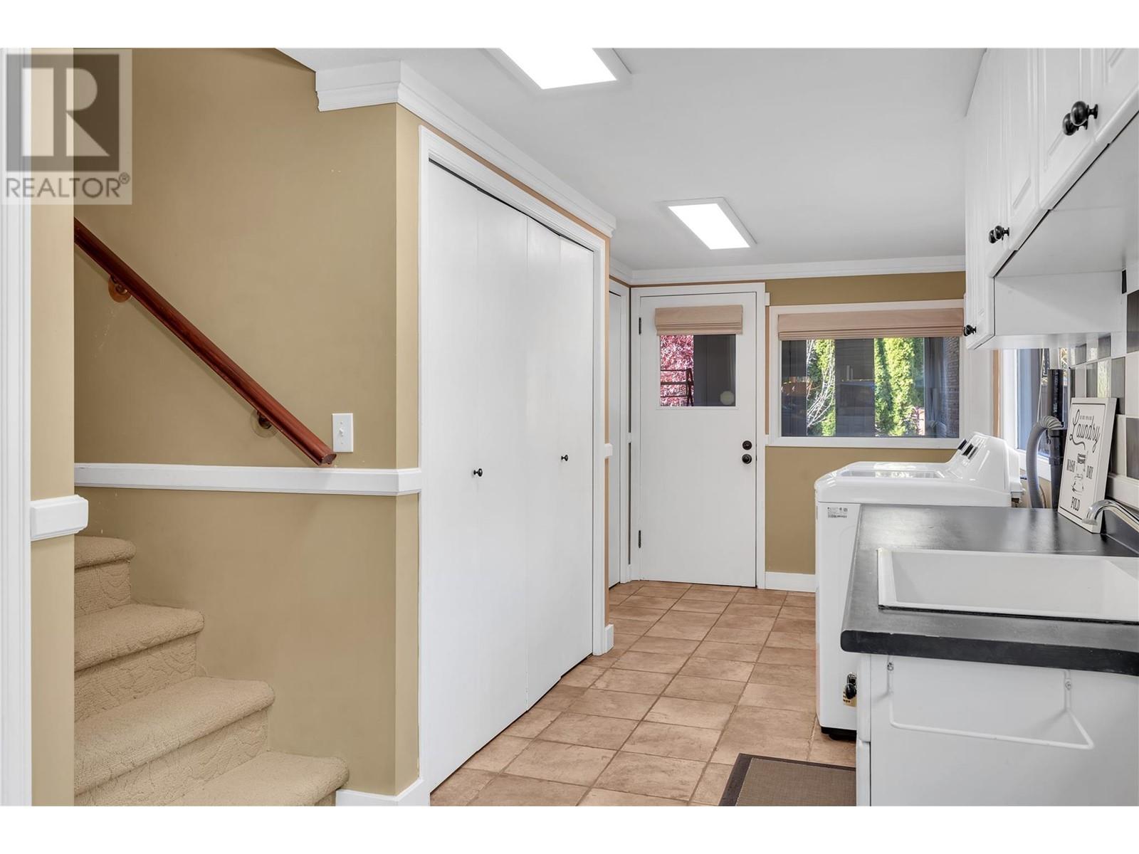 863 Coronado Crescent, Kelowna, British Columbia  V1W 2K3 - Photo 19 - 10347965