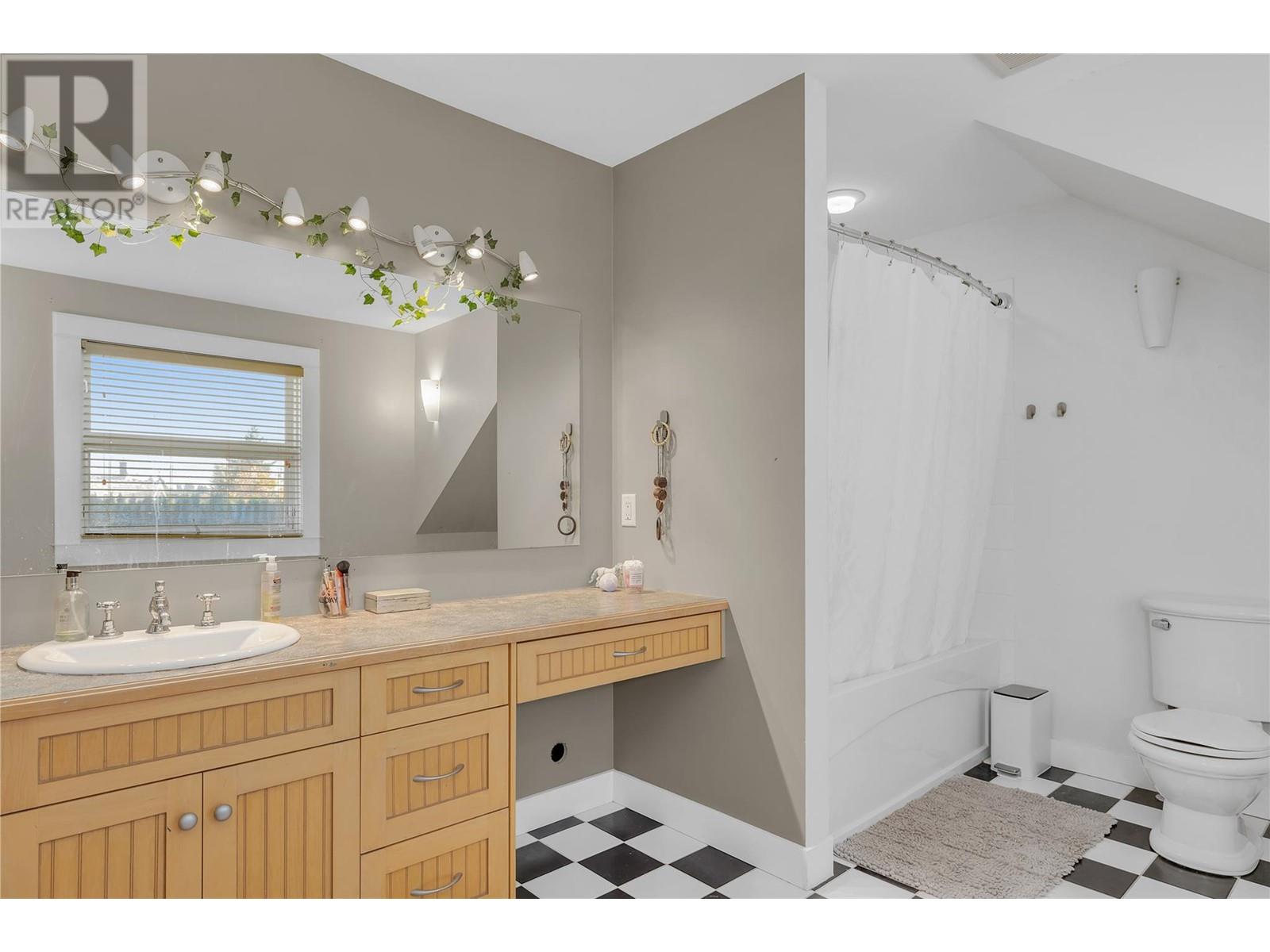 863 Coronado Crescent, Kelowna, British Columbia  V1W 2K3 - Photo 39 - 10347965