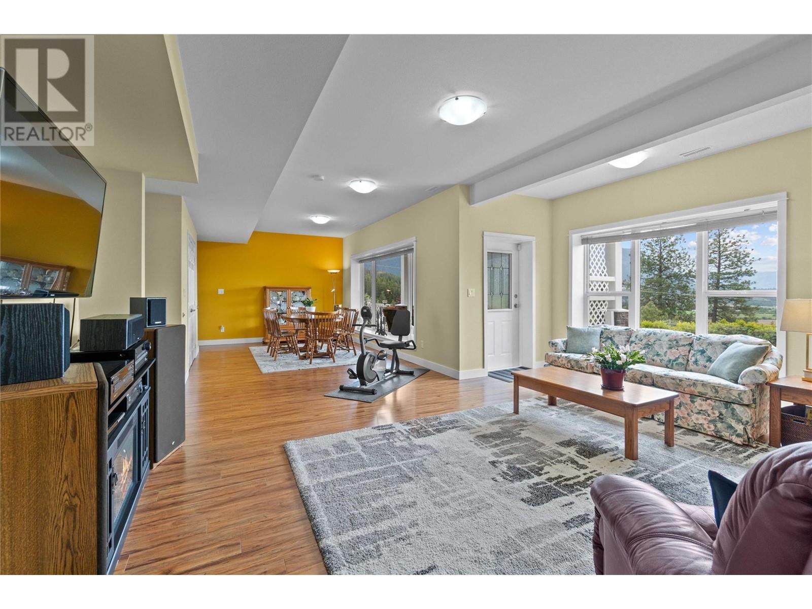 Property at 2754 Sun Ridge Place image 1