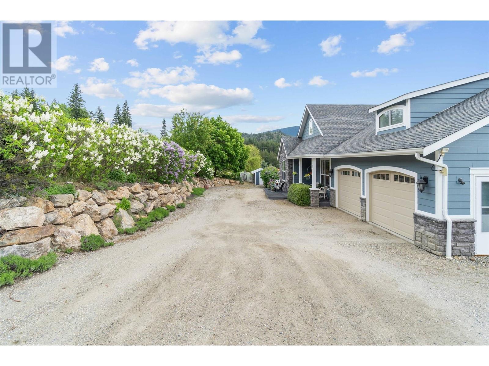 2754 Sun Ridge Place, Tappen, British Columbia  V0E 2X3 - Photo 83 - 10347605