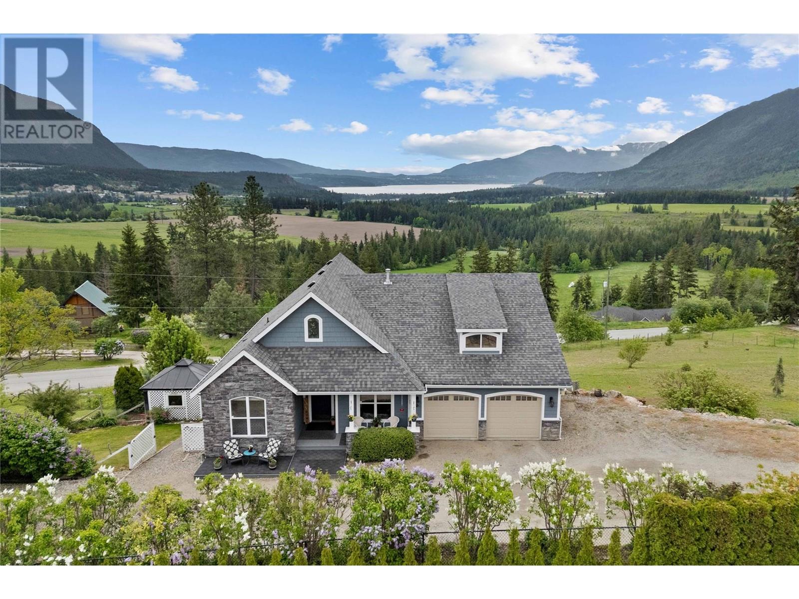 2754 Sun Ridge Place, Tappen, British Columbia  V0E 2X3 - Photo 93 - 10347605