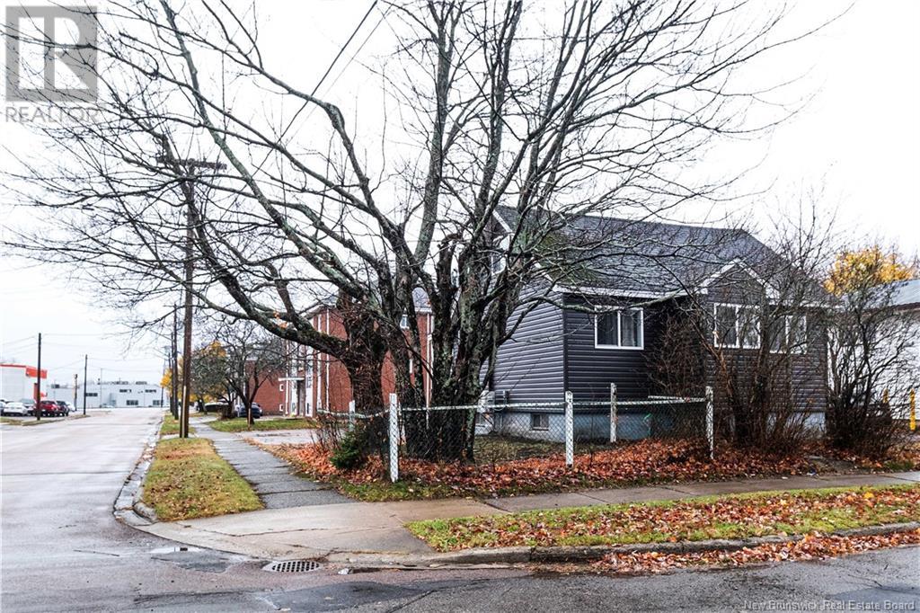 Property at 44 Chapman Street image 2