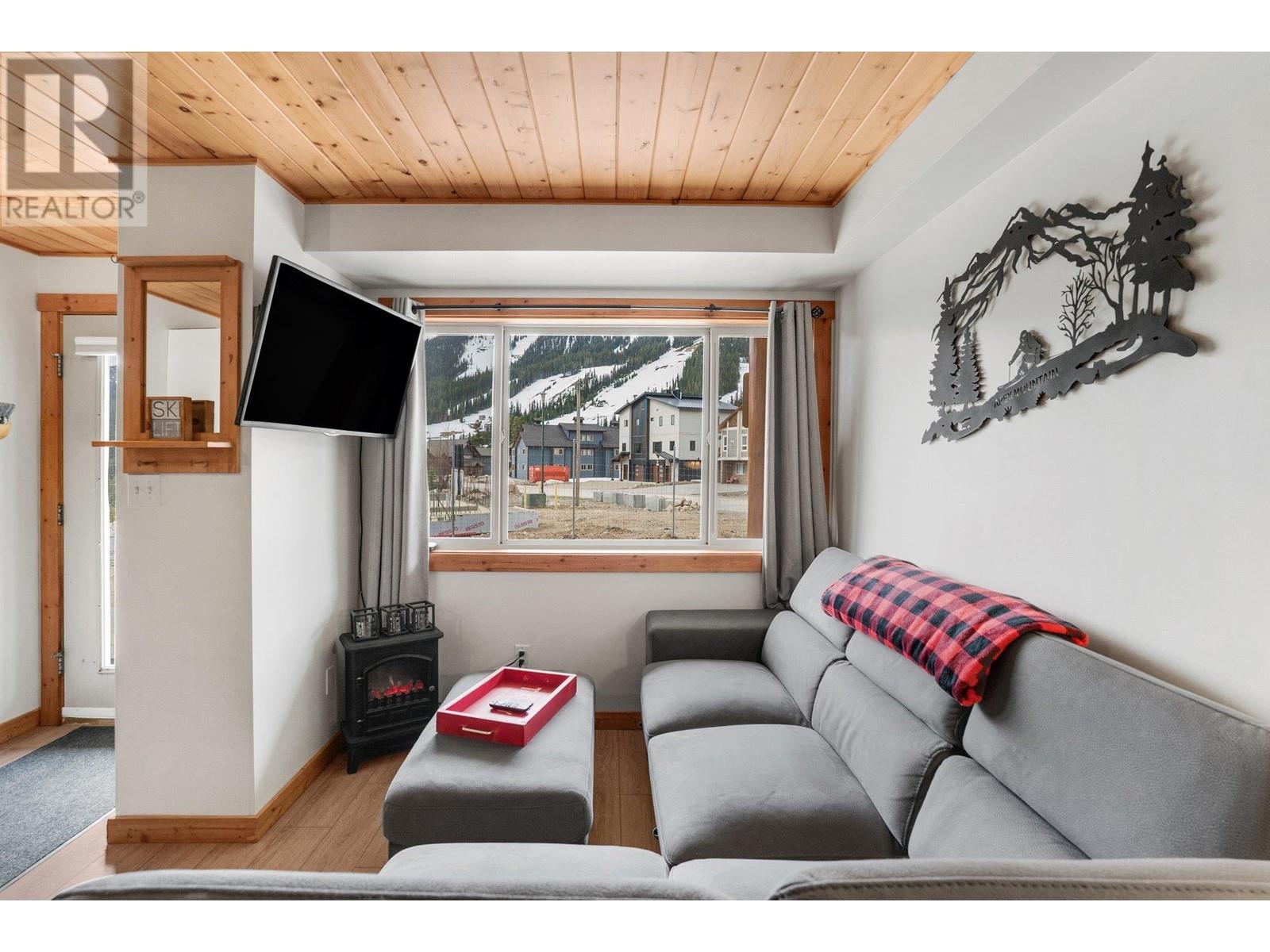 161 Clearview Crescent Unit# 104, Penticton, British Columbia  V0H 0E2 - Photo 9 - 10348069