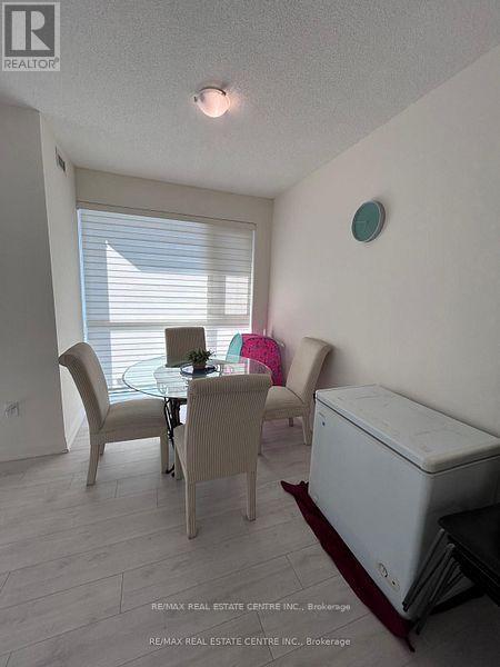 606 - 509 Dundas Street W, Oakville, Ontario  L6M 5P4 - Photo 5 - W12147369