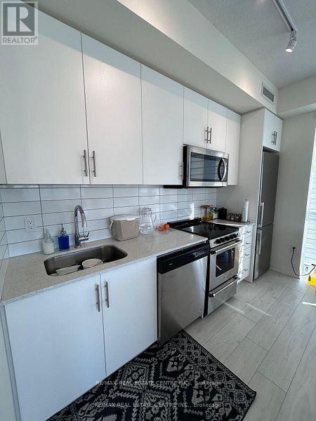 606 - 509 Dundas Street W, Oakville, Ontario  L6M 5P4 - Photo 9 - W12147369
