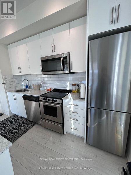 606 - 509 Dundas Street W, Oakville, Ontario  L6M 5P4 - Photo 10 - W12147369