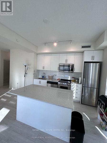 606 - 509 Dundas Street W, Oakville, Ontario  L6M 5P4 - Photo 11 - W12147369