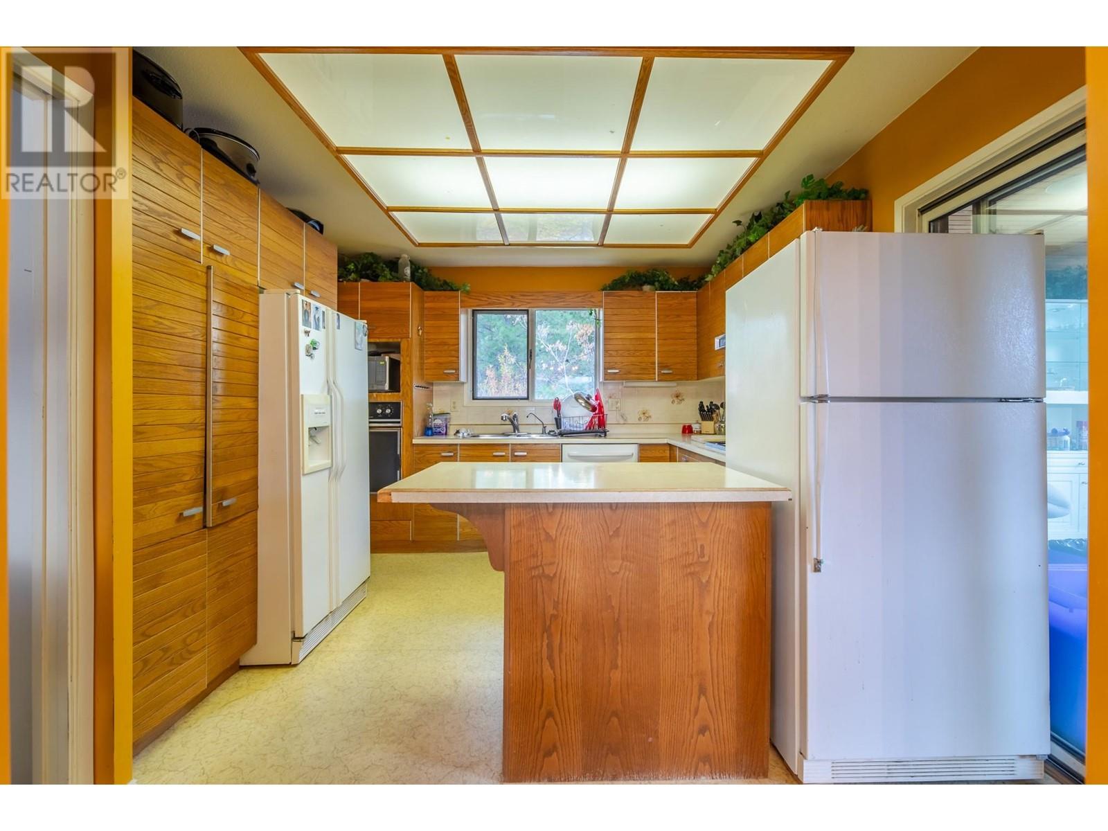 223 Sunnybrook Drive, Okanagan Falls, British Columbia  V0H 1R3 - Photo 13 - 10348136