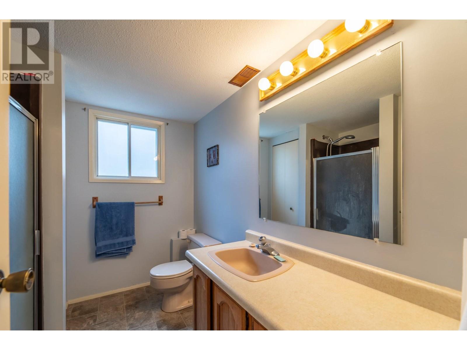 223 Sunnybrook Drive, Okanagan Falls, British Columbia  V0H 1R3 - Photo 34 - 10348136