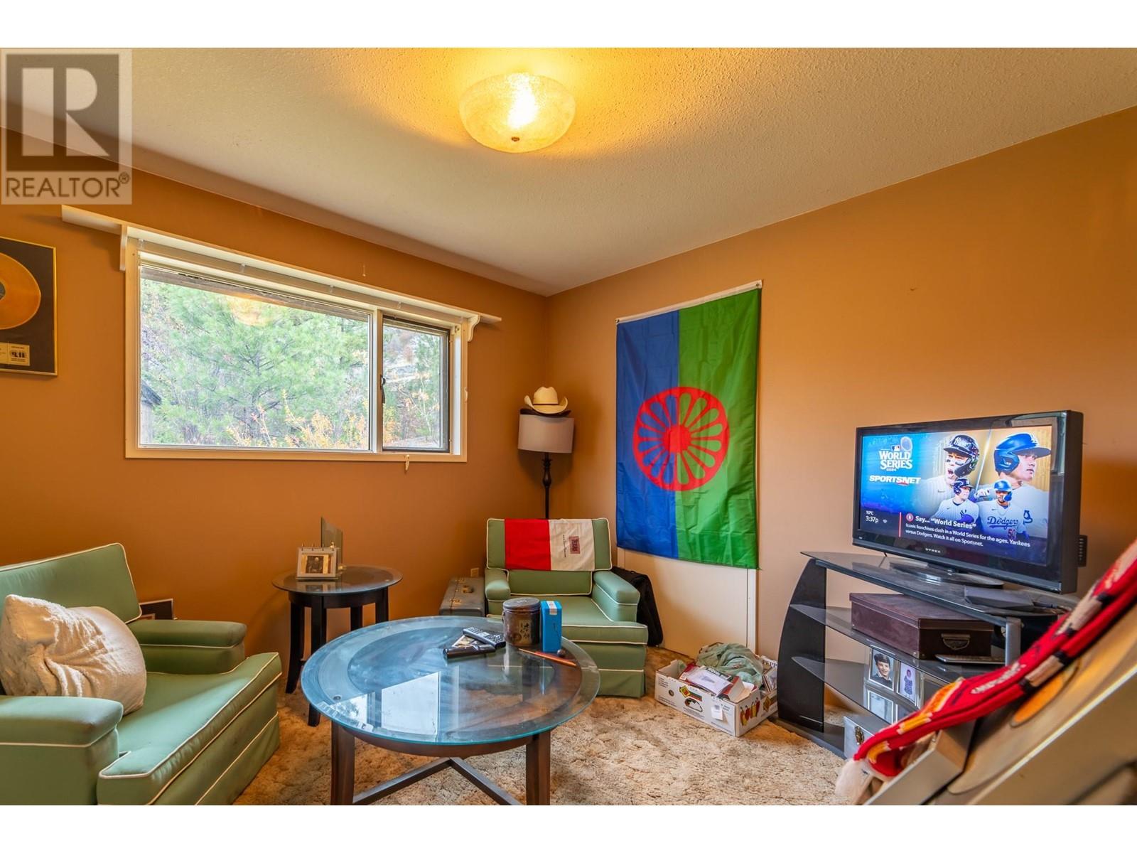 223 Sunnybrook Drive, Okanagan Falls, British Columbia  V0H 1R3 - Photo 19 - 10348136