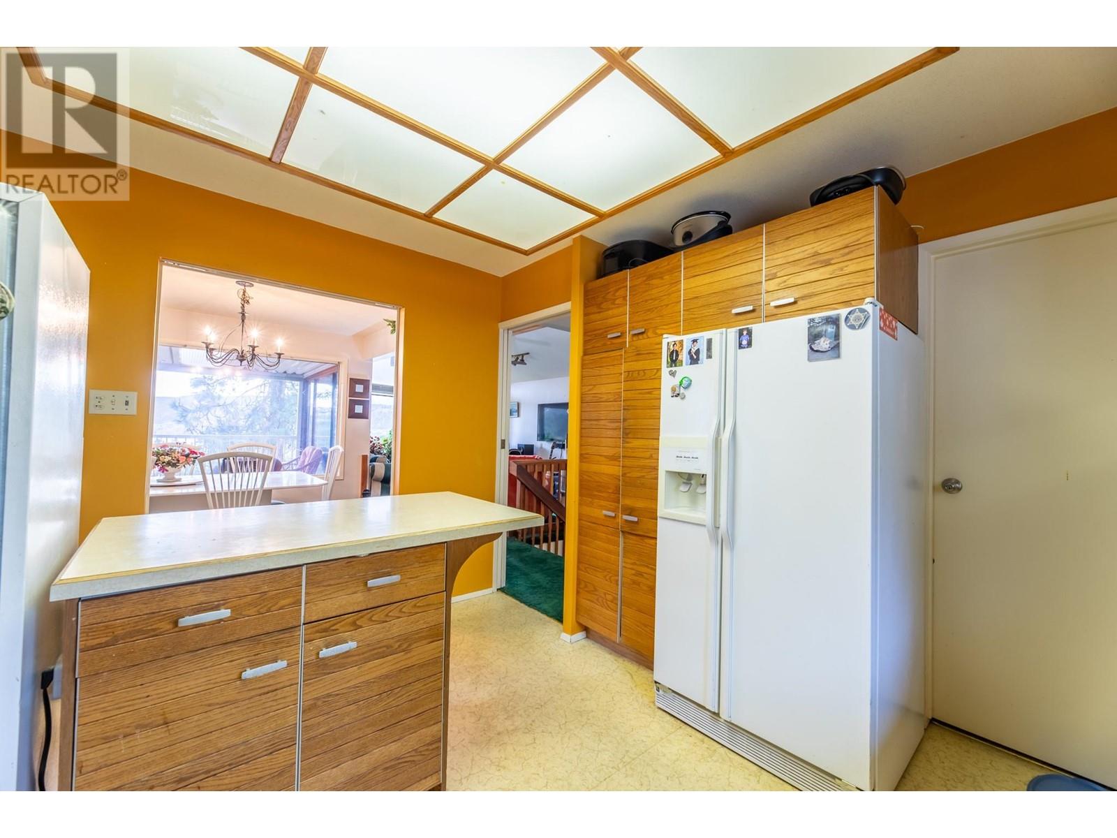 223 Sunnybrook Drive, Okanagan Falls, British Columbia  V0H 1R3 - Photo 14 - 10348136
