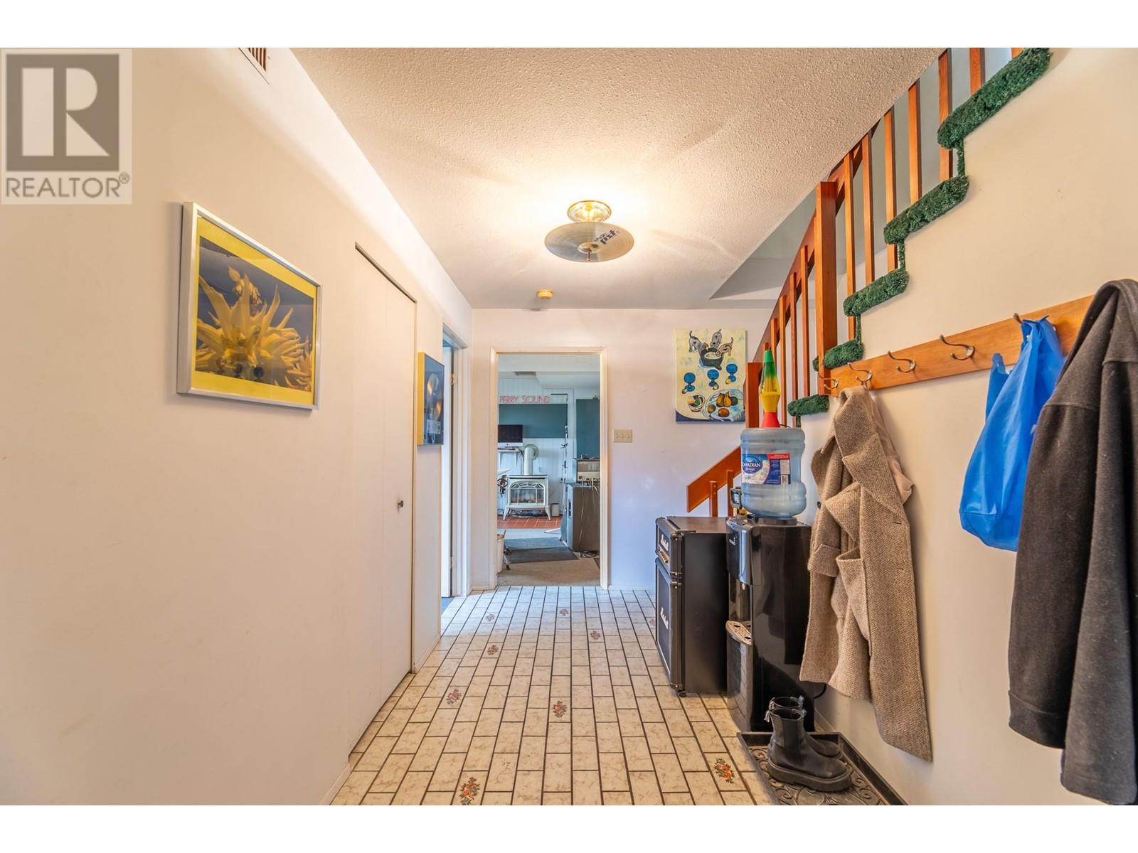 223 Sunnybrook Drive, Okanagan Falls, British Columbia  V0H 1R3 - Photo 25 - 10348136