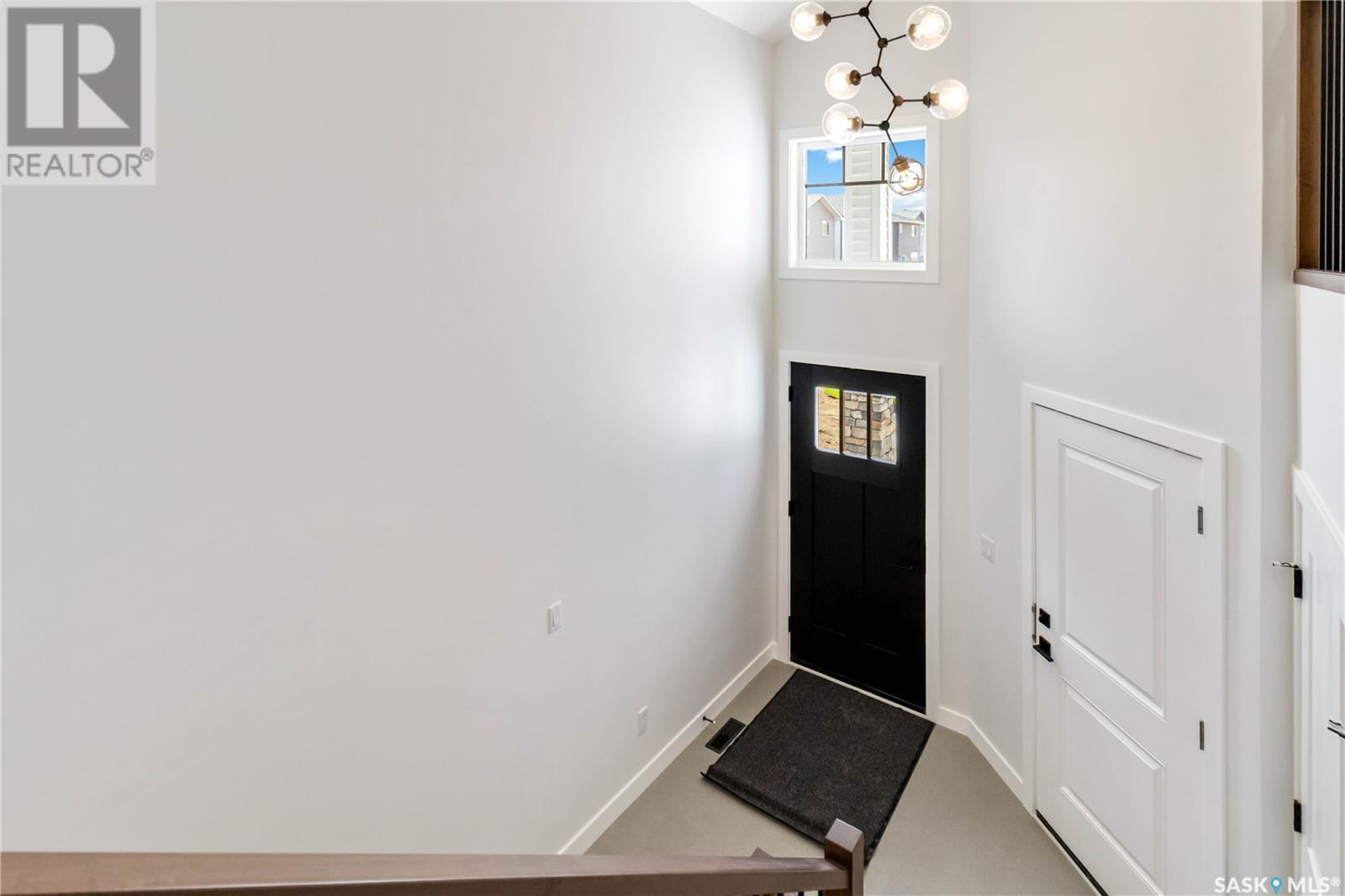 Property at 419 Doran CRESCENT image 3