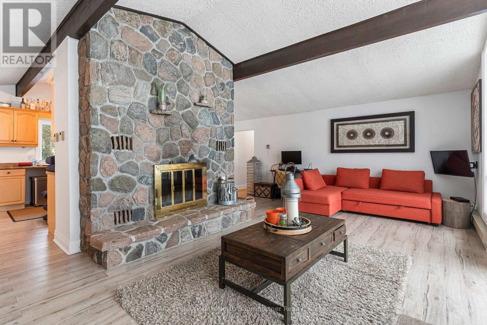 1088 Gravel Pit Drive, Minden Hills, Ontario  K0M 2K0 - Photo 16 - X12151314