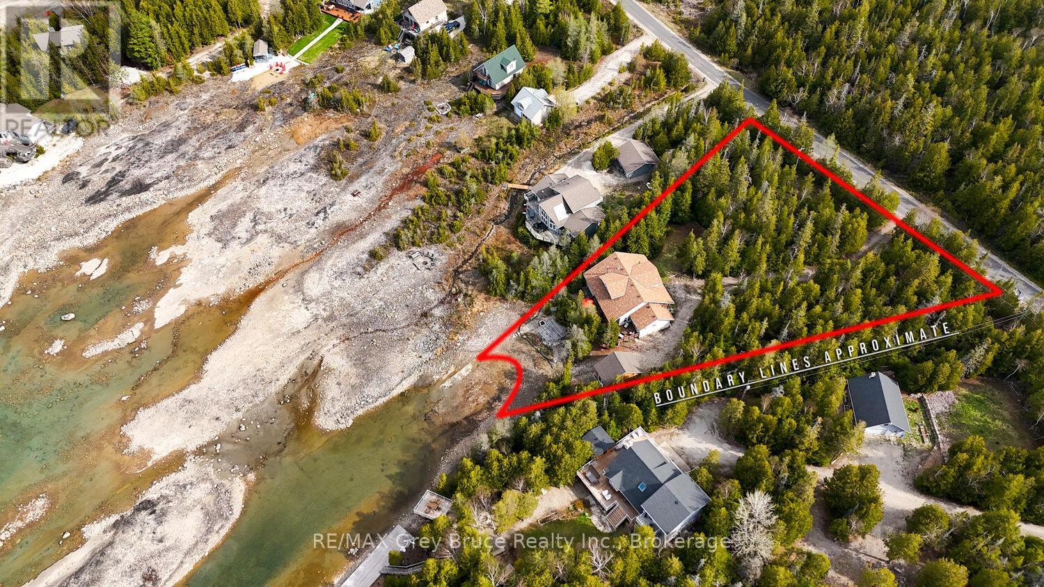205 Eagle Road, Northern Bruce Peninsula, Ontario  N0H 2R0 - Photo 12 - X12151326