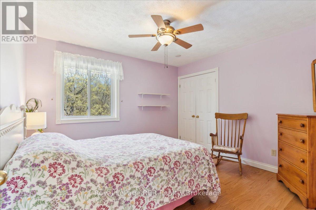 174 Forest Hill Drive, Georgian Bluffs, Ontario  N4K 5N6 - Photo 33 - X12151331