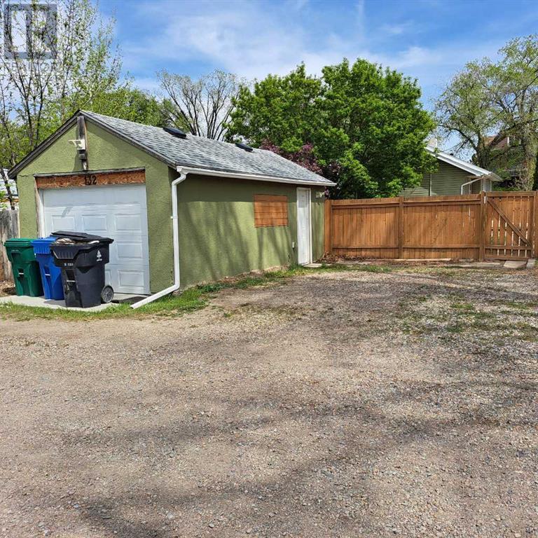 132 20 Street N, Lethbridge, Alberta  T1H 3M5 - Photo 25 - A2219995