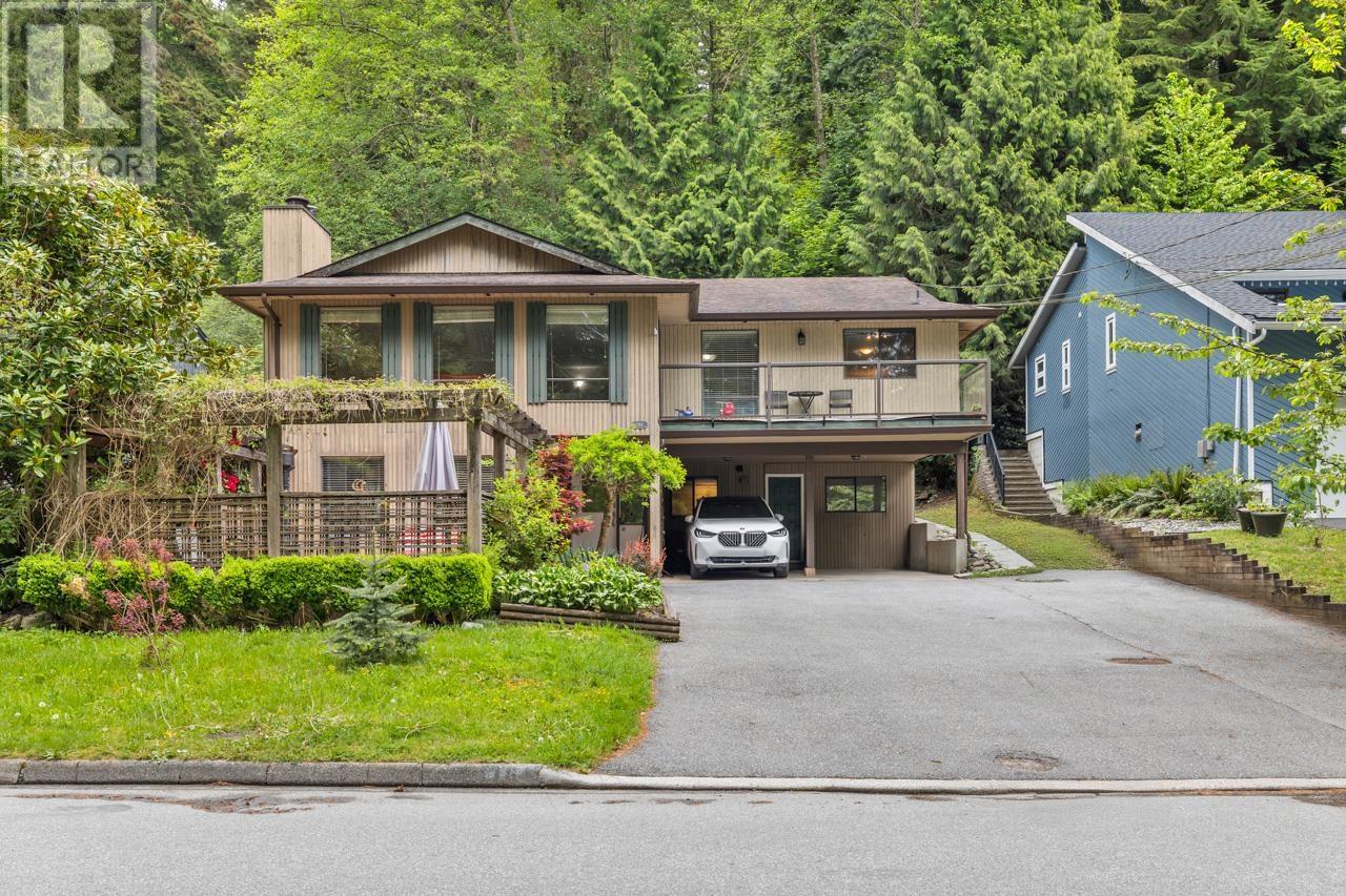 1184 RIVERSIDE DRIVE, north vancouver, British Columbia