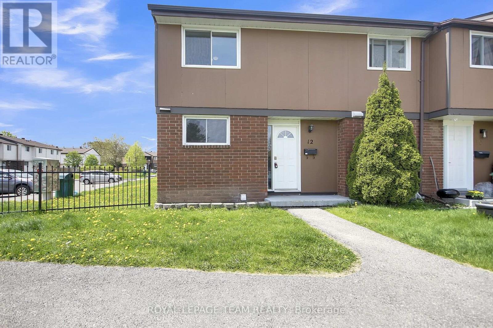 Property at 23 - 12 GLENCOE STREET image 1