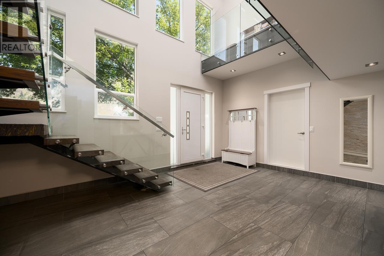 428 Mallard Drive, Kamloops, British Columbia  V2H 1S6 - Photo 7 - 10335526