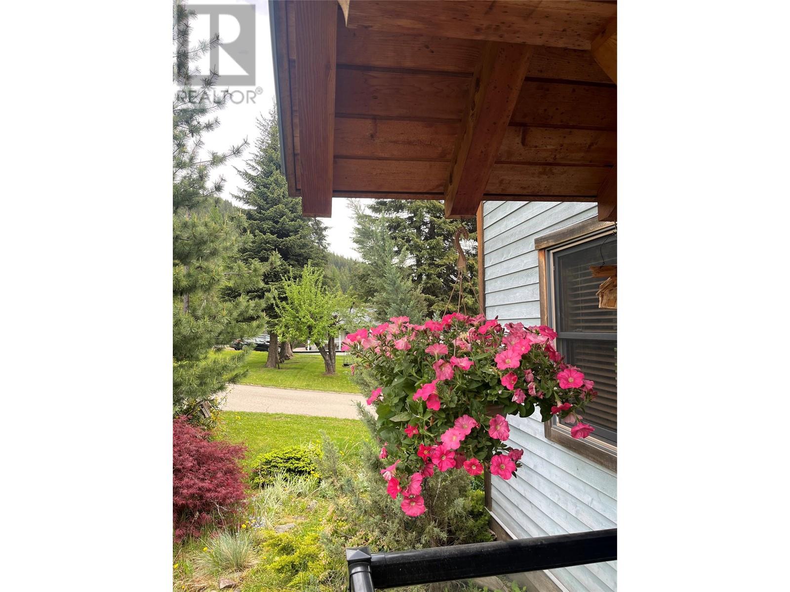 130 8th Street N, Kaslo, British Columbia  V0G 1M0 - Photo 19 - 10347607