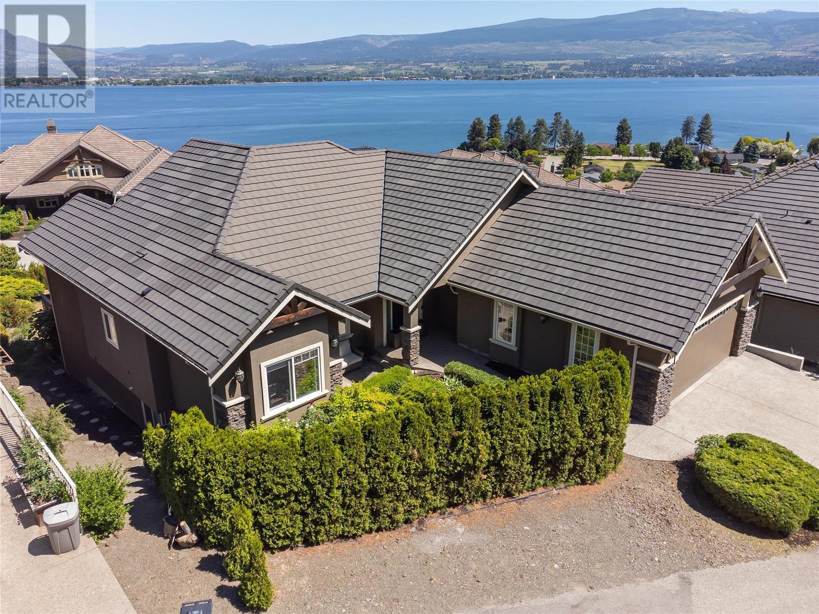 2584 Lucinde Road, West Kelowna, British Columbia  V1Z 4B1 - Photo 2 - 10348071