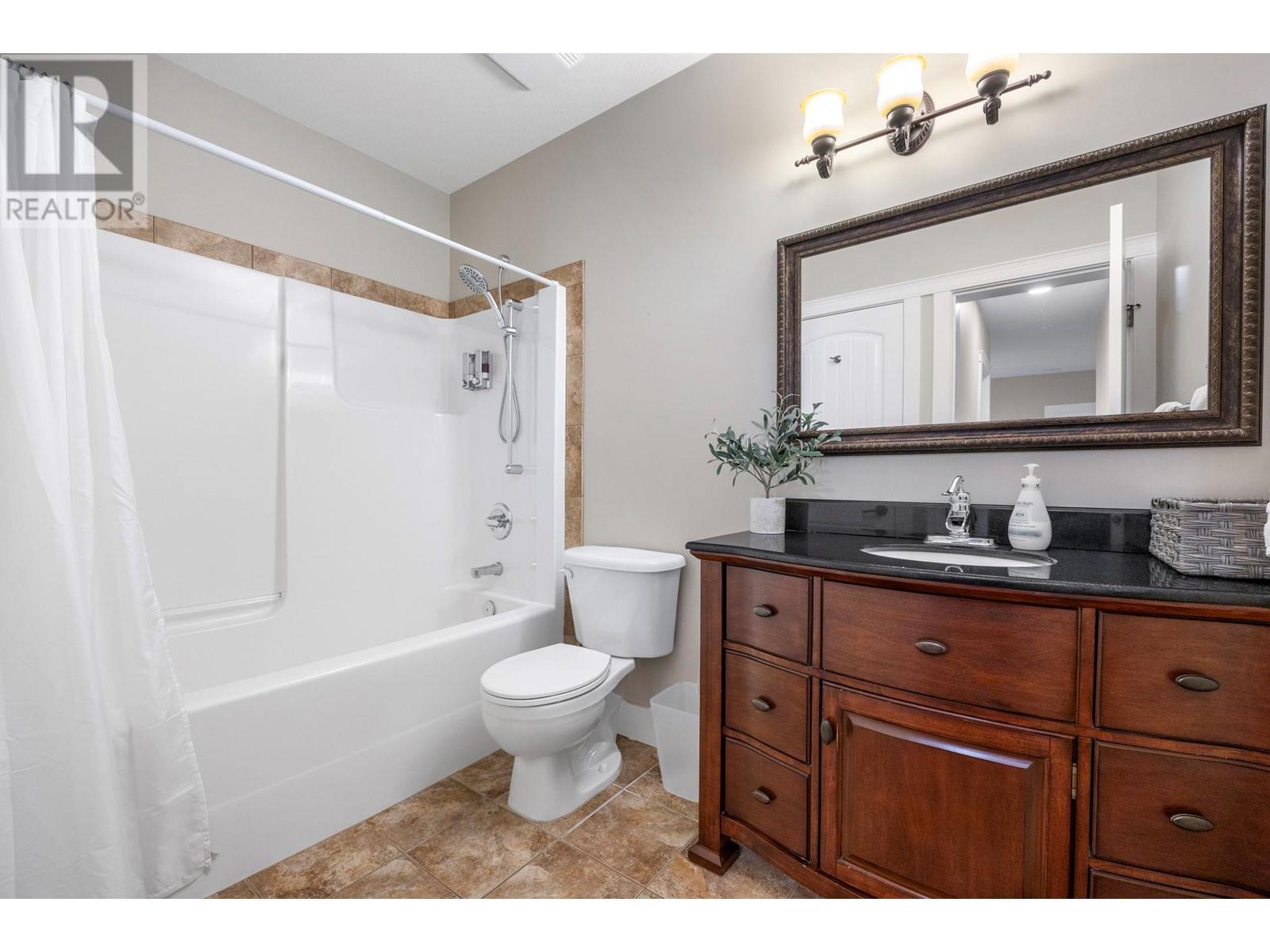 2584 Lucinde Road, West Kelowna, British Columbia  V1Z 4B1 - Photo 57 - 10348071
