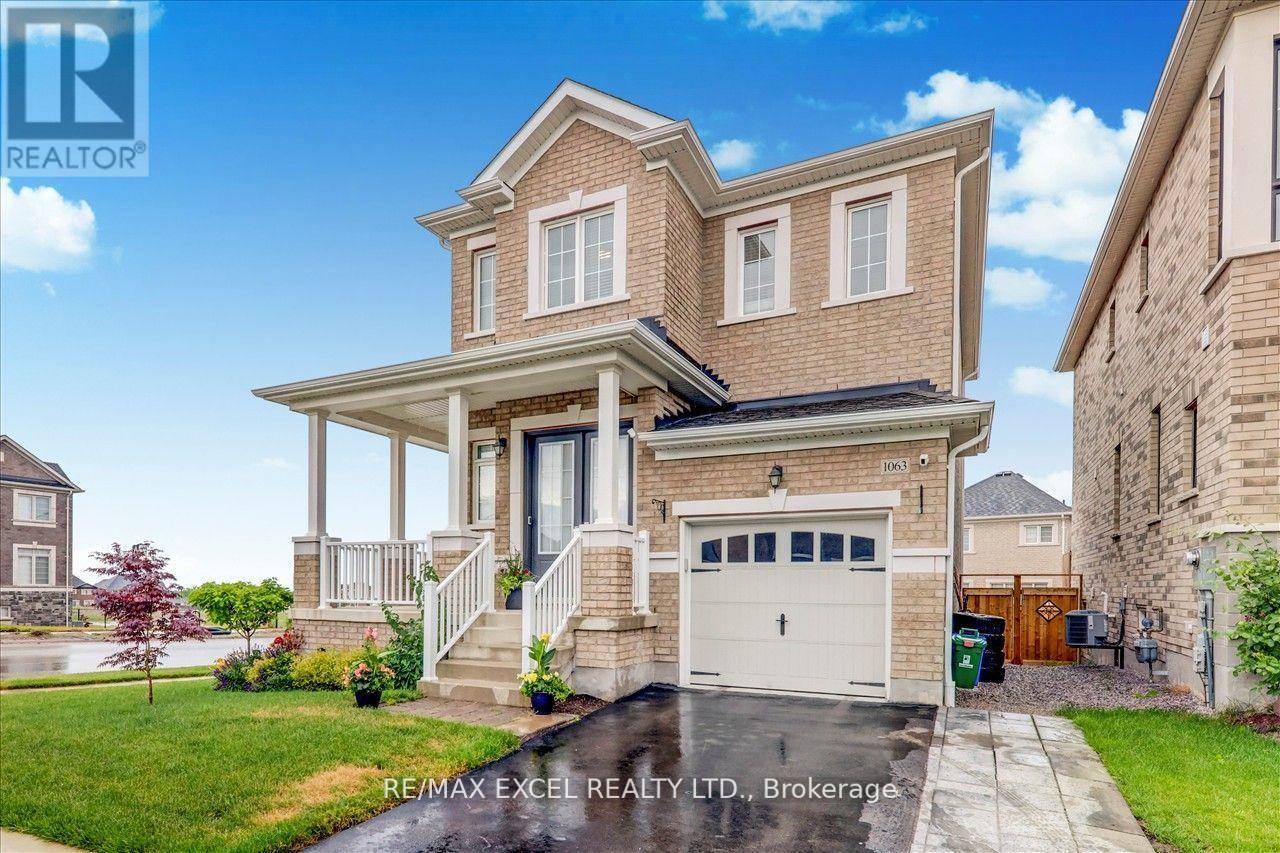 1063 Skyridge Boulevard, Pickering, Ontario  L1X 0G5 - Photo 2 - E12151120