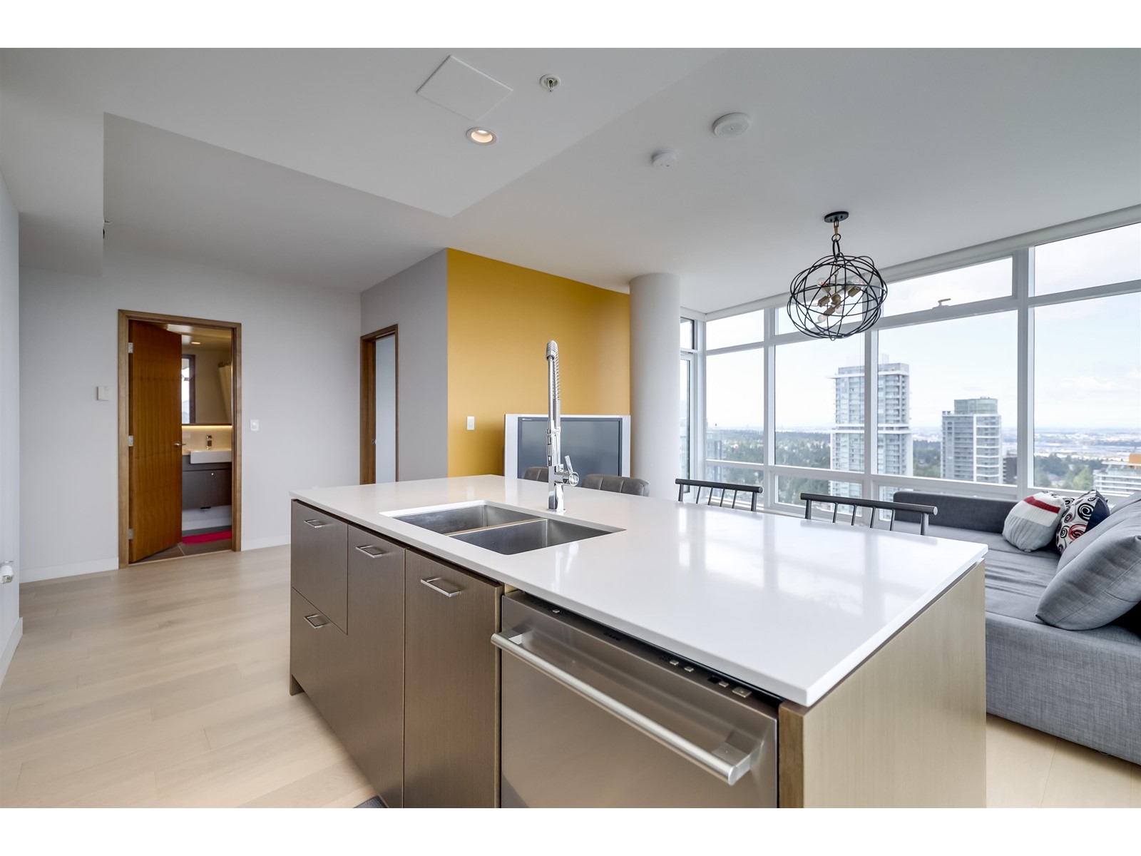 3709 13495 Central Avenue, Surrey, British Columbia  V3T 0K2 - Photo 8 - R2991692