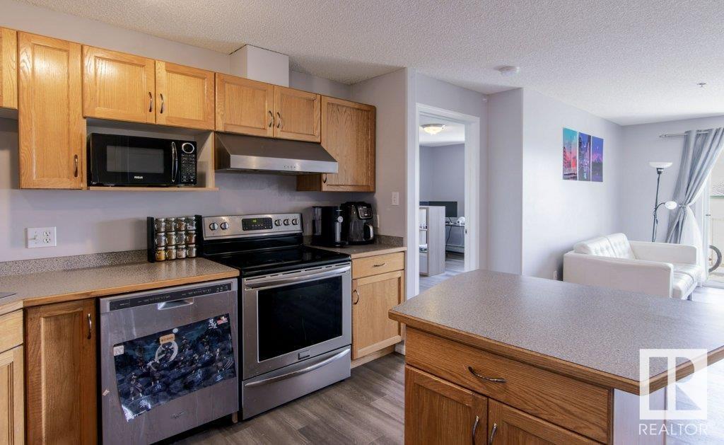 Property at #336 2305 35A AV NW image 5