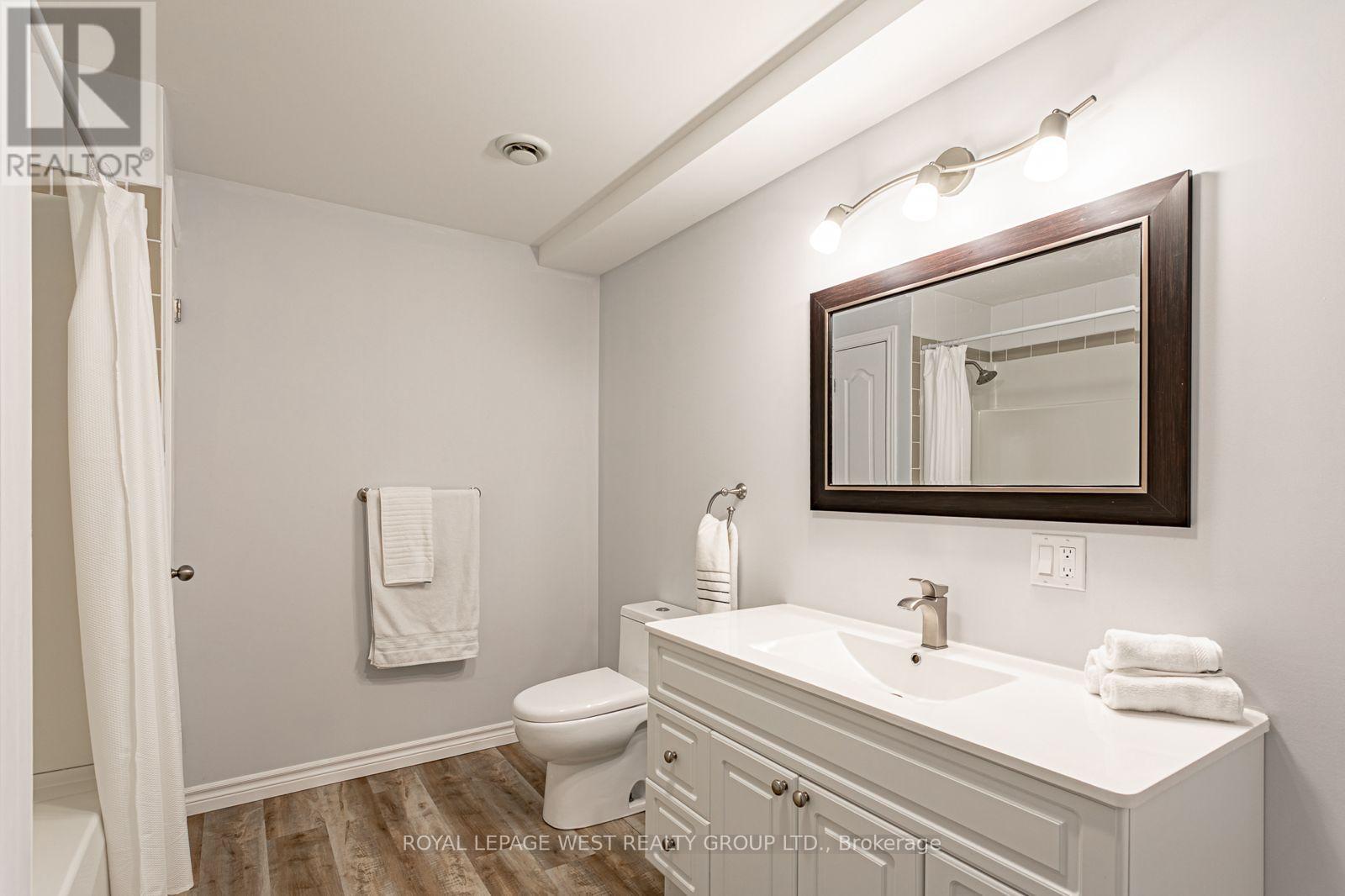 25 Hollingshead Road, Ingersoll, Ontario  N5C 1B5 - Photo 12 - X12145480