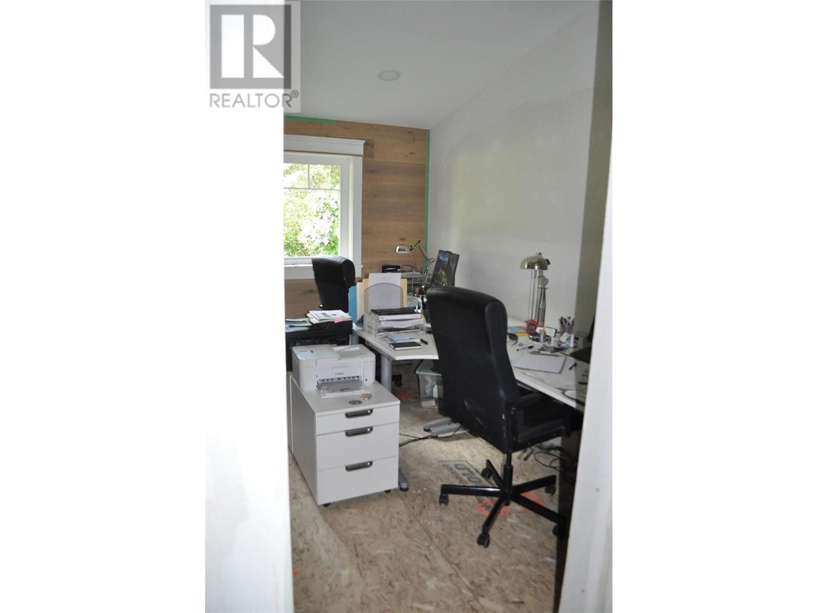 1157 Highway 6 Highway E, Cherryville, British Columbia  V0E 2G1 - Photo 14 - 10339912