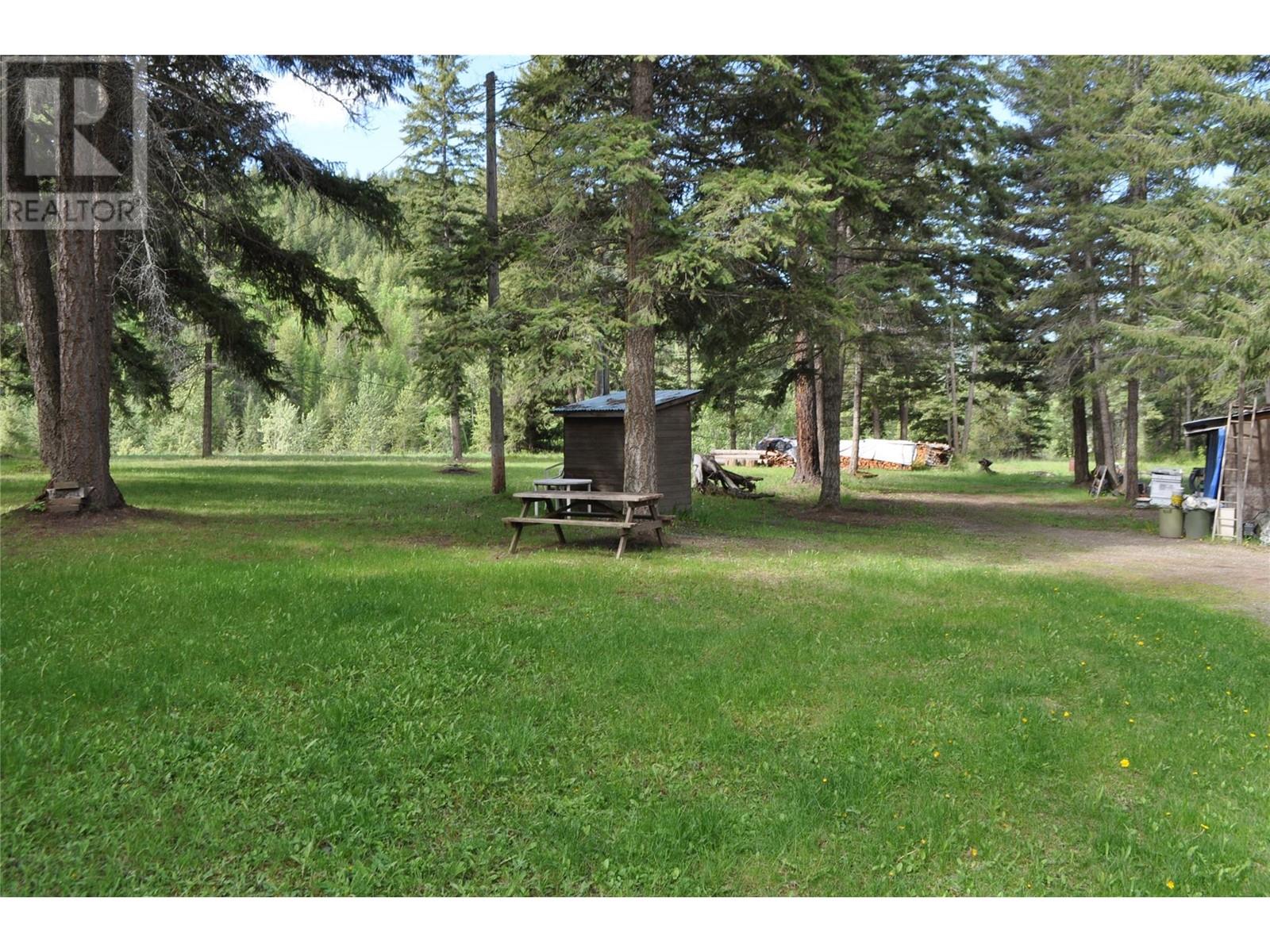 1157 Highway 6 Highway E, Cherryville, British Columbia  V0E 2G1 - Photo 28 - 10339912