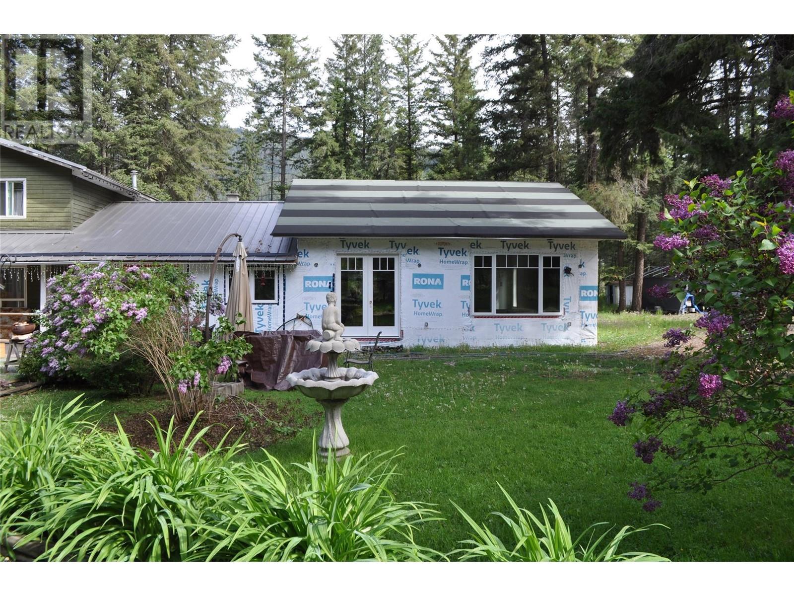 1157 Highway 6 Highway E, Cherryville, British Columbia  V0E 2G1 - Photo 26 - 10339912