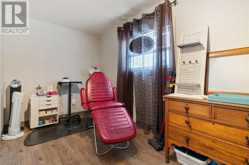 5009 49 Avenue, Forestburg, Alberta  T0B 1N0 - Photo 9 - A2203185