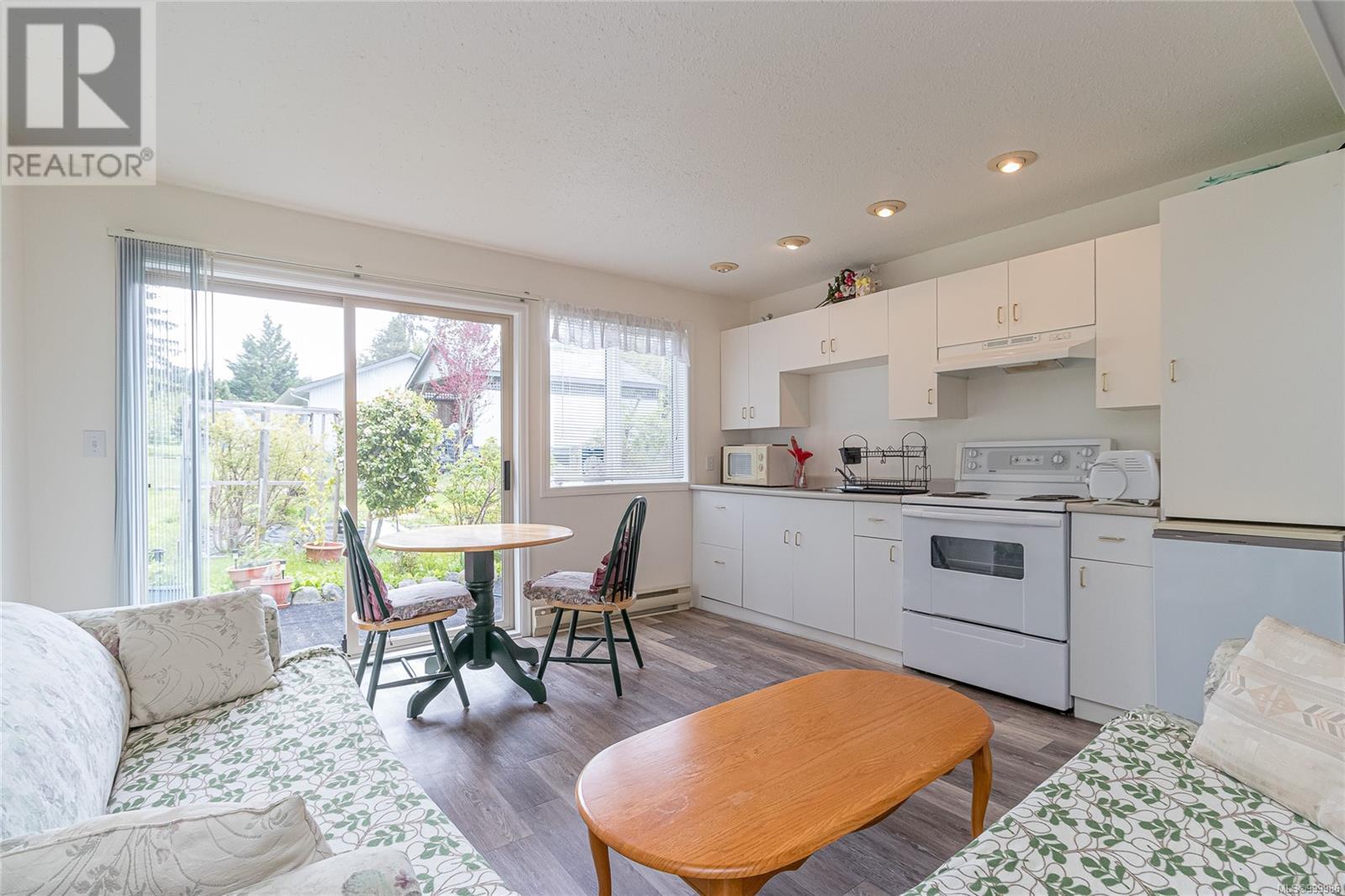 253 Hembrough Rd, Bowser, British Columbia  V0R 1G0 - Photo 7 - 999986