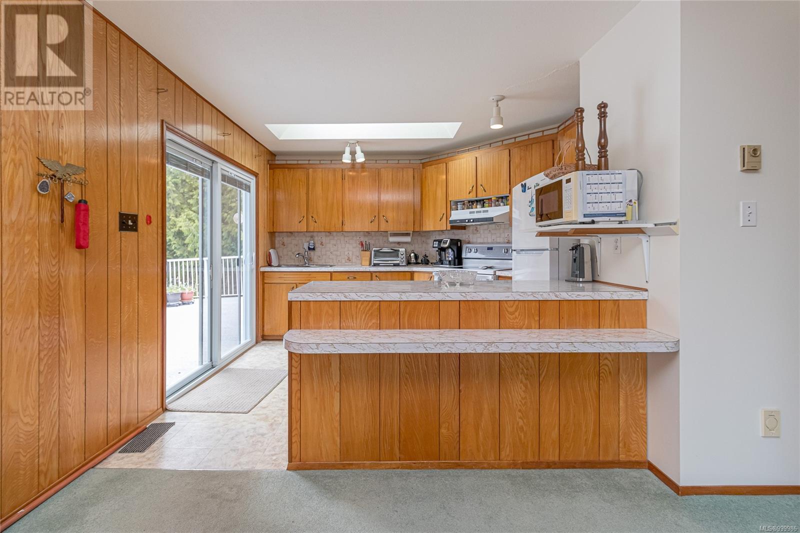 253 Hembrough Rd, Bowser, British Columbia  V0R 1G0 - Photo 4 - 999986