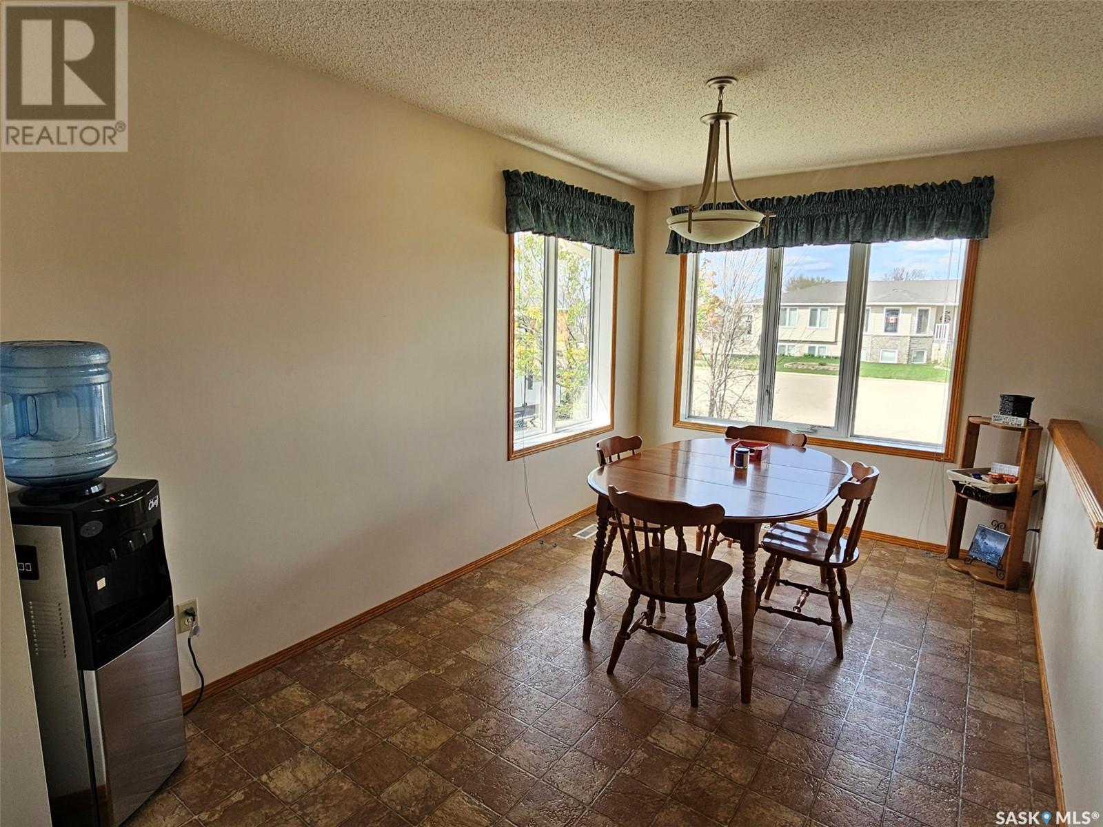 115 Carson Bay, Lampman, Saskatchewan  S0C 1N0 - Photo 7 - SK006063