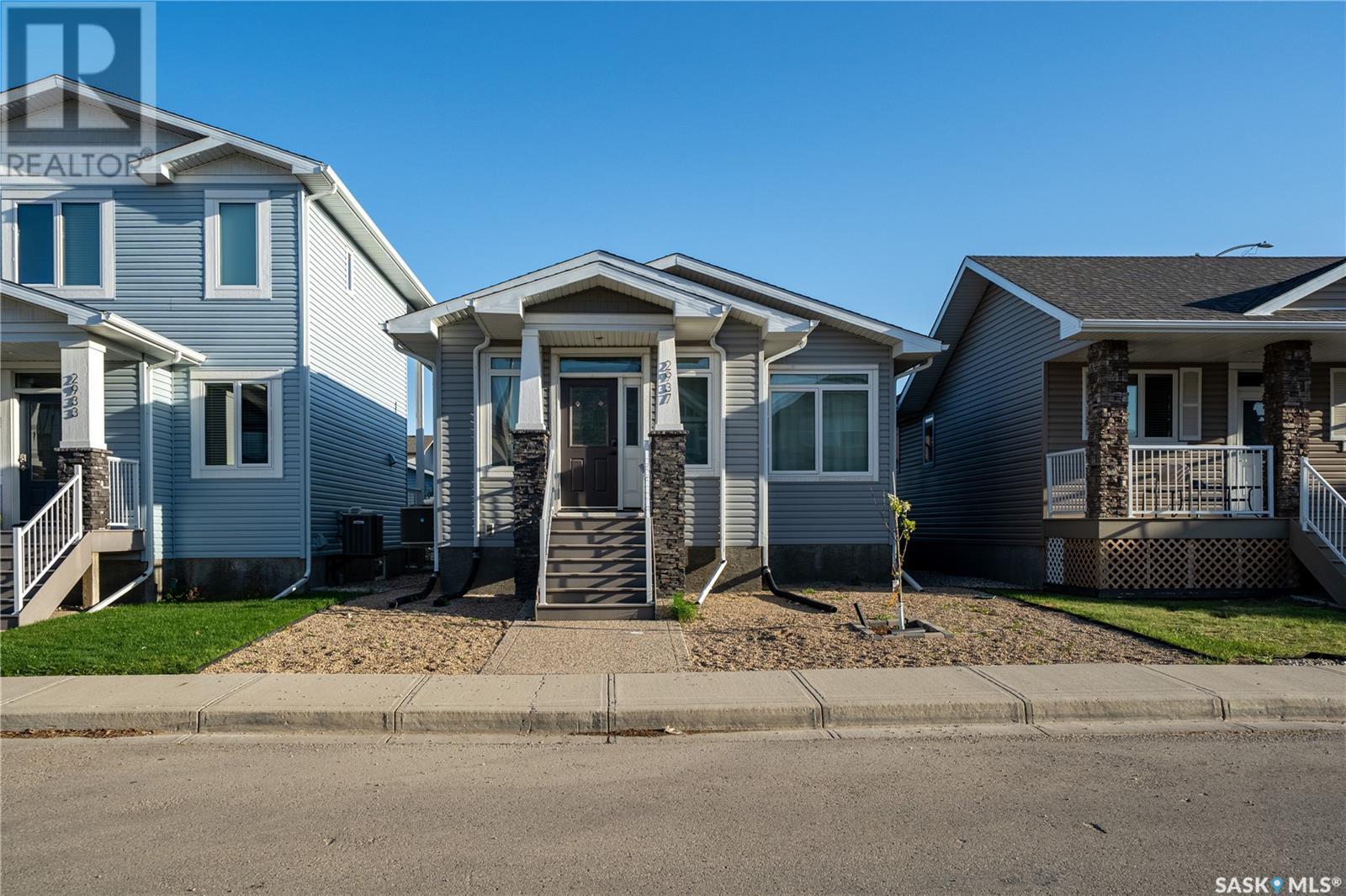 2937 Ridgway Avenue, Regina, Saskatchewan  S4X 0M9 - Photo 3 - SK006051