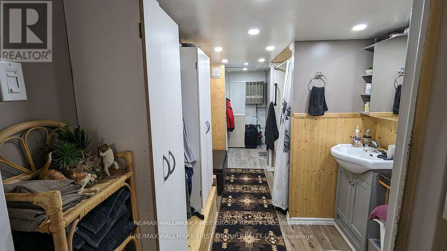 24 Oakley Lane, Tweed, Ontario  K0K 3J0 - Photo 18 - X12029635