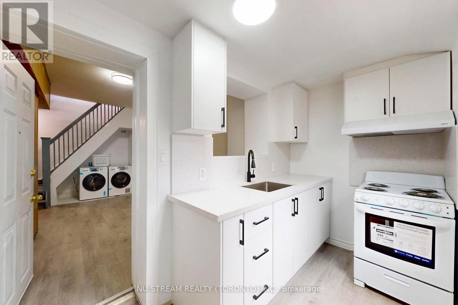 Lower Unit - 393 Jones Avenue, Toronto, Ontario  M4J 3G5 - Photo 9 - E12151295