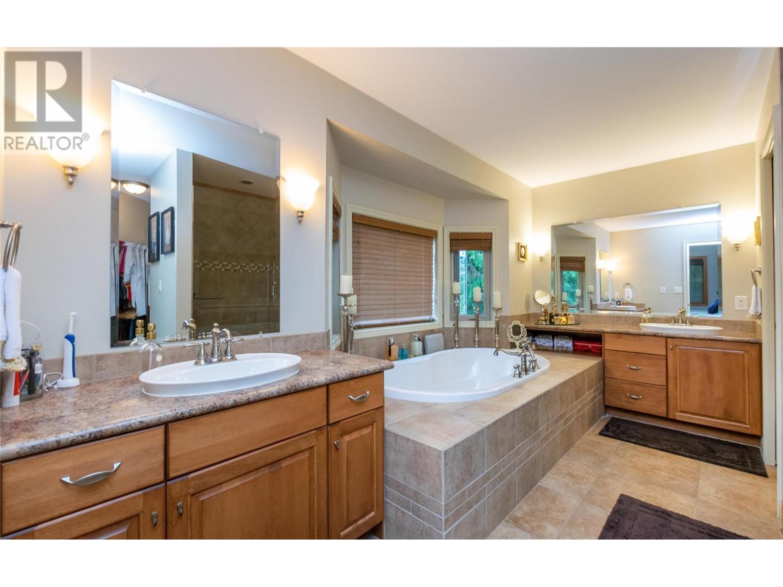 2611 Duncan Road, Blind Bay, British Columbia  V0E 1H1 - Photo 23 - 10347755