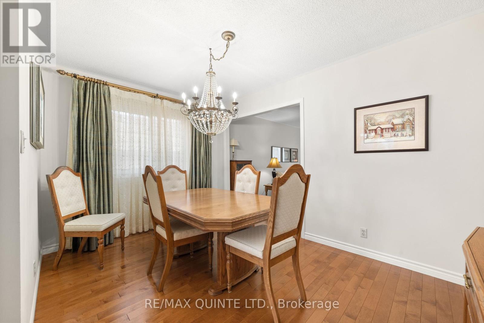 66 Bogart Crescent, Belleville, Ontario  K8P 5E8 - Photo 14 - X12151493