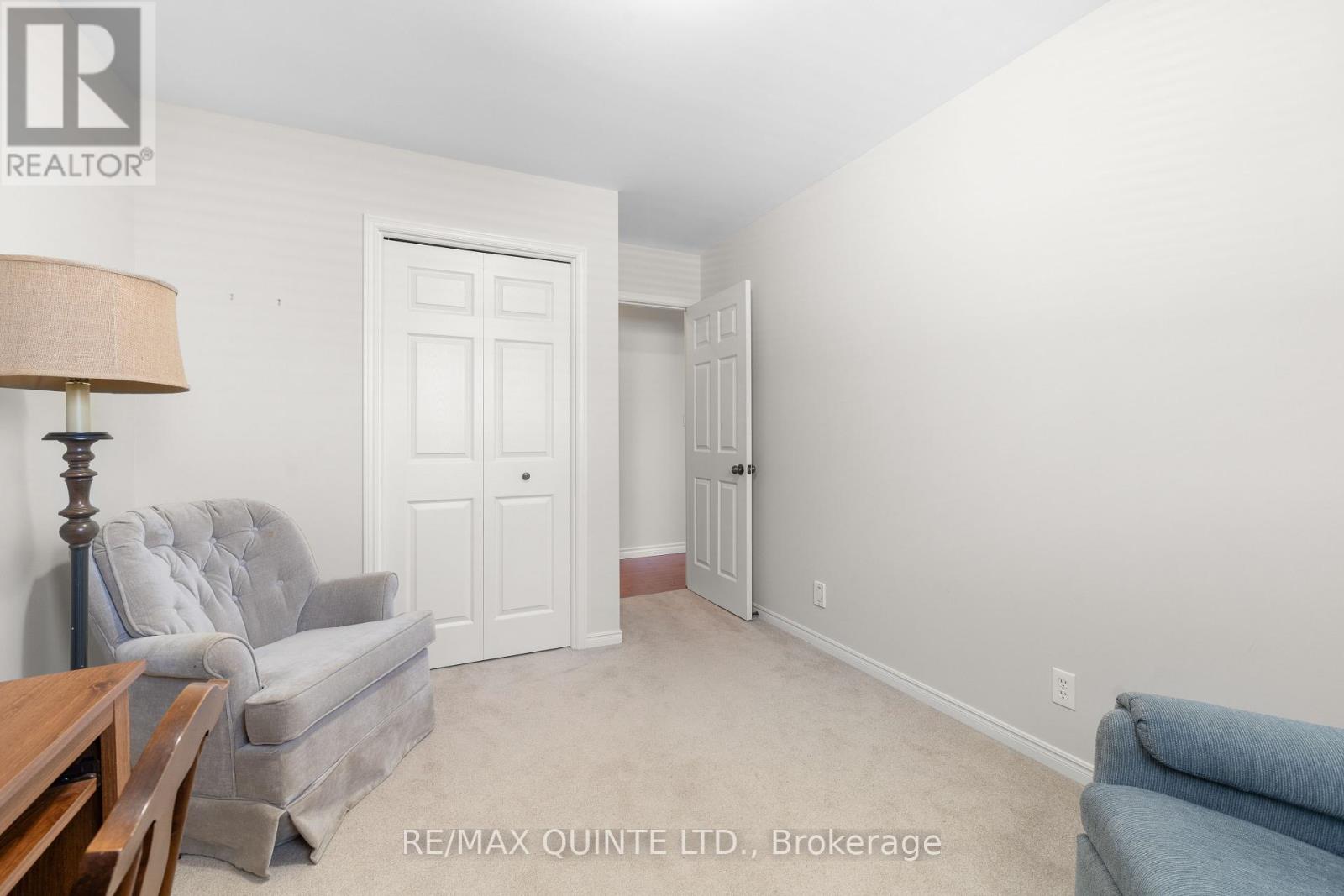66 Bogart Crescent, Belleville, Ontario  K8P 5E8 - Photo 23 - X12151493
