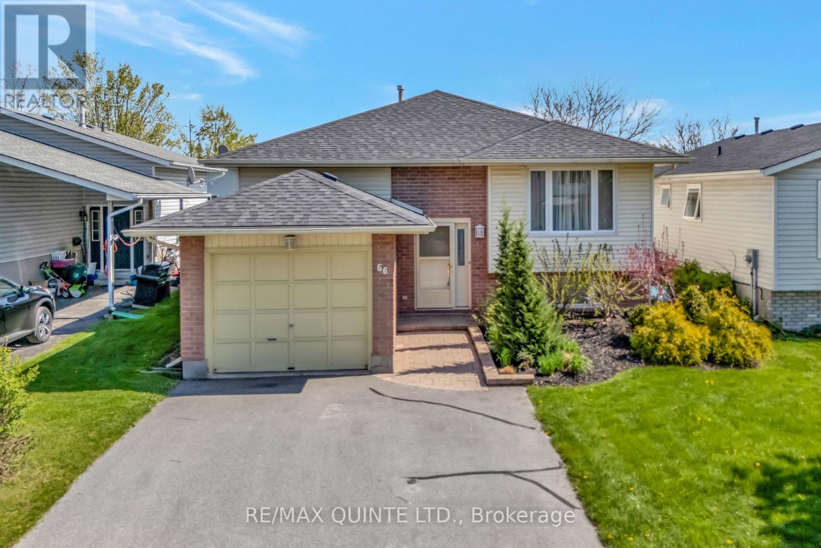66 Bogart Crescent, Belleville, Ontario  K8P 5E8 - Photo 3 - X12151493