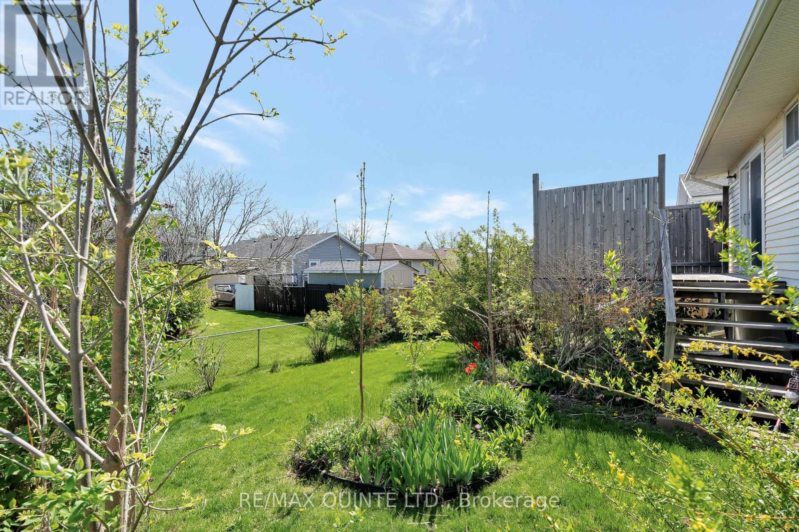 66 Bogart Crescent, Belleville, Ontario  K8P 5E8 - Photo 39 - X12151493