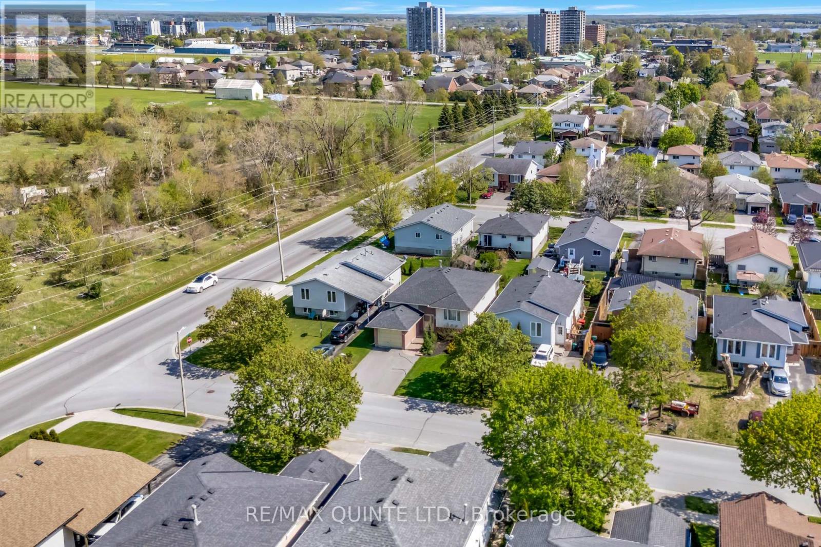66 Bogart Crescent, Belleville, Ontario  K8P 5E8 - Photo 43 - X12151493