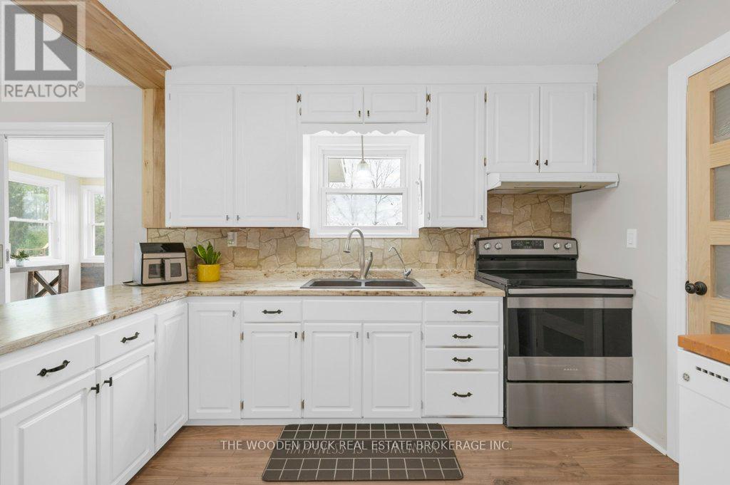 16563 Hwy 62 Road, Madoc, Ontario  K0K 2K0 - Photo 8 - X12151514