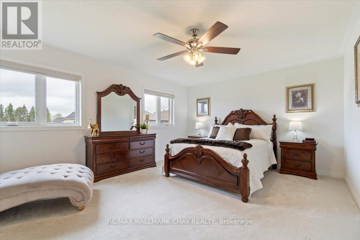 99 Baycroft Boulevard, Essa (Angus), Ontario  L3W 0L9 - Photo 25 - N12151270